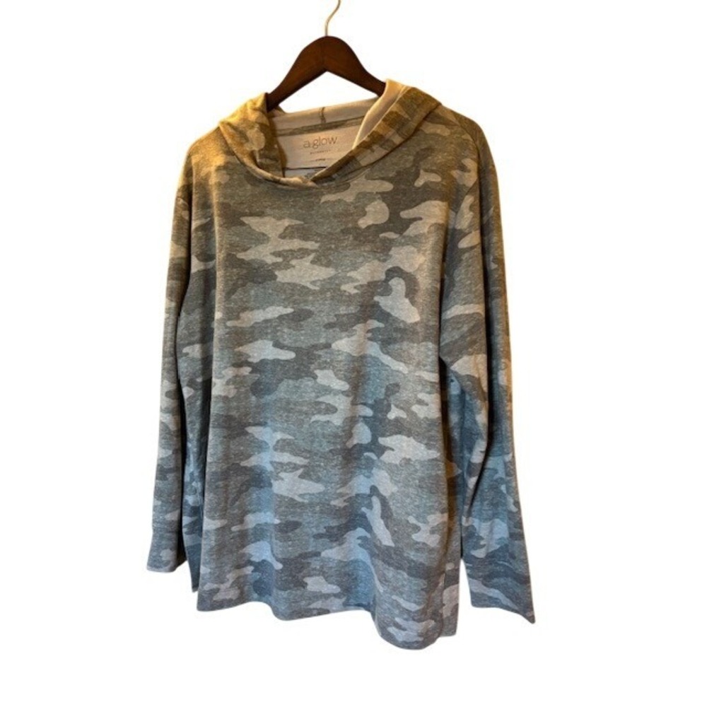A Glow Maternity Nursing Hoodie Camo Print Gray Long Sleeve Size L